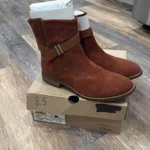 Clarks Shoes New In Box Clarks Camzin Strap Boot Mahogany Size